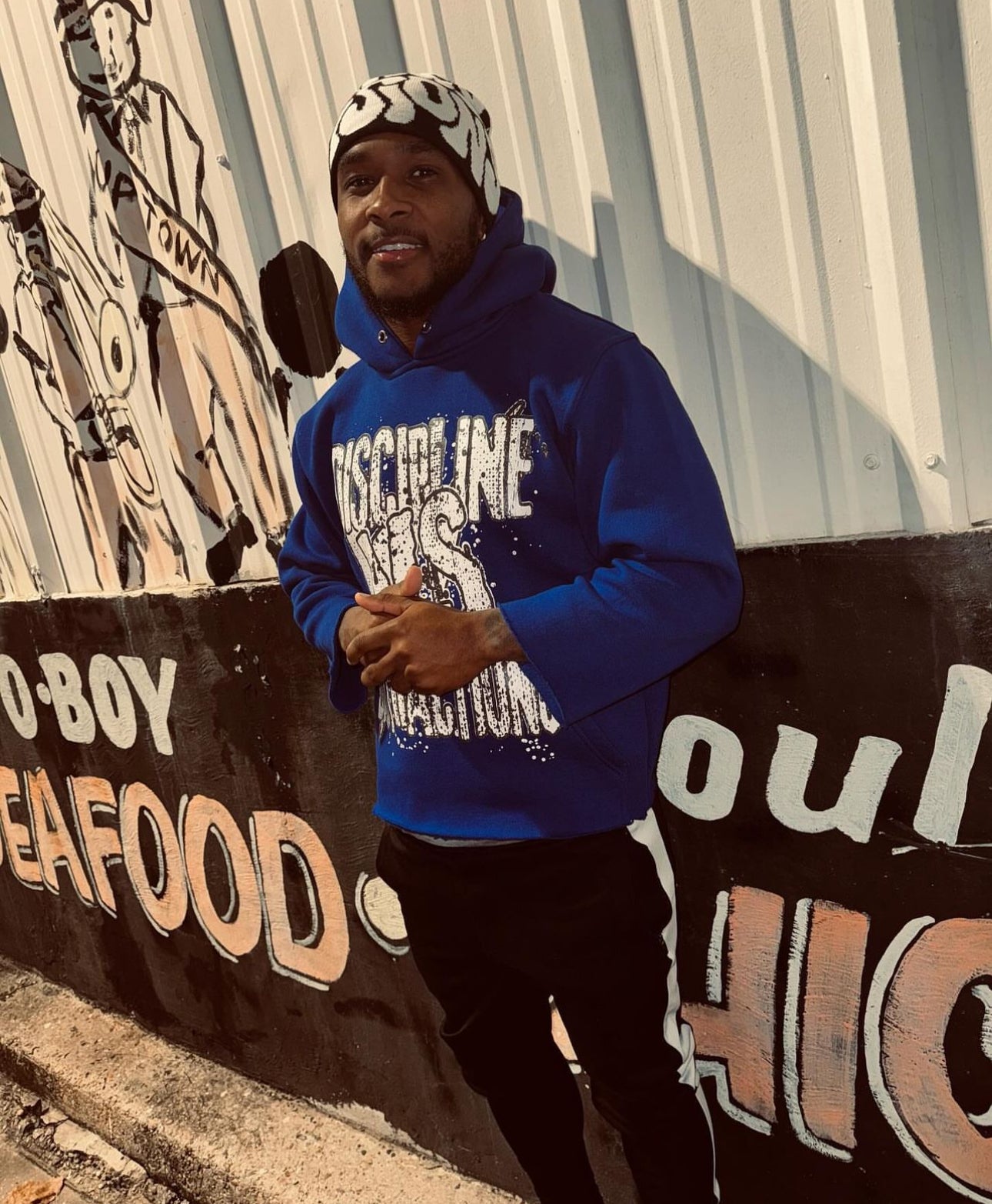 DISCIPLINE VS DISTRACTIONS “SILENCE THE CRITICS” HOODIE